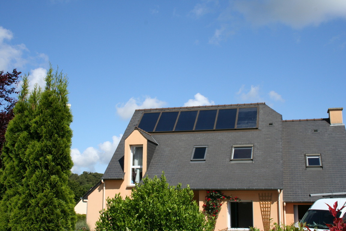 Installateur de panneaux photovoltaïques thermiques